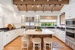 featured image of 332 Poinsettia Ave