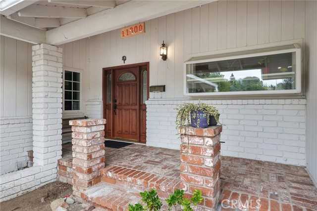 11900 El Oro Way - Photo 4 of 8