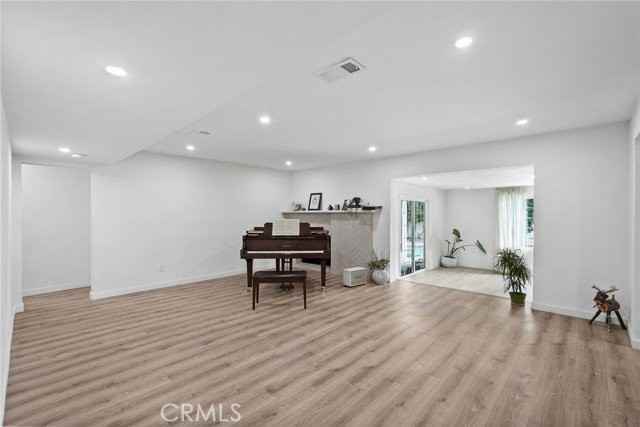 11900 El Oro Way - Photo 7 of 8