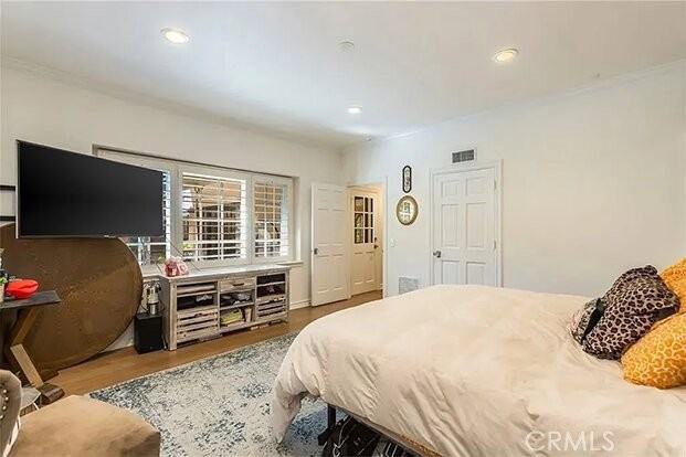 4637 Westchester Dr - Photo 6 of 8