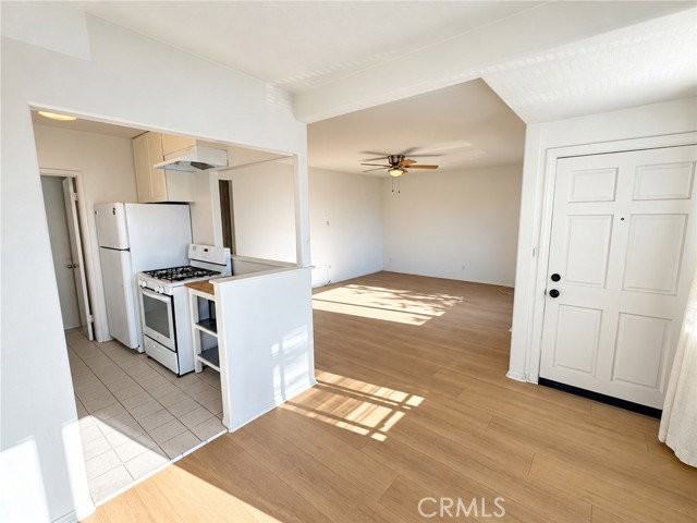 3008 Highland Ave - Photo 6 of 8