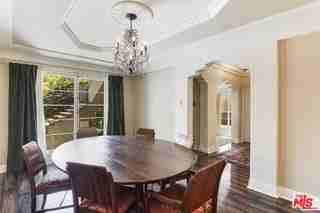 1159 S Hayworth Ave - Photo 7 of 8