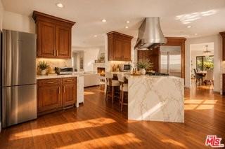 1229 N Wetherly Dr - Photo 5 of 8