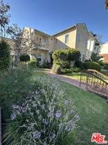205 S Doheny Dr - Photo 1 of 1