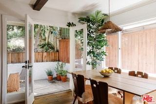1600 Queens Rd - Photo 5 of 8