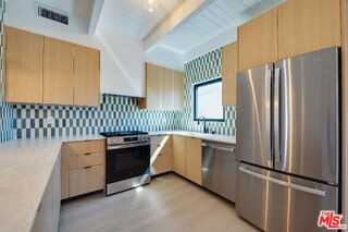 1223 Havenhurst Dr #7 - Photo 4 of 8