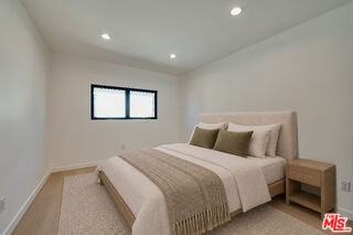 1223 Havenhurst Dr #7 - Photo 7 of 8