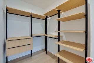 1223 Havenhurst Dr #2 - Photo 7 of 8