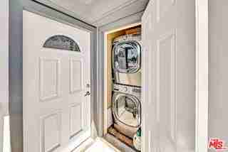 3242 Hutchison Ave - Photo 4 of 8
