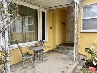 221 W 64th Pl - Photo 2 of 8
