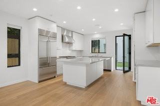 622 Bouett St - Photo 2 of 8