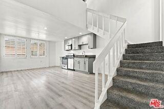 14 Mast St #3 - Photo 5 of 8