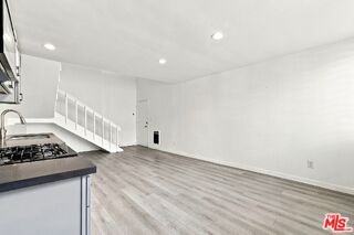 14 Mast St #3 - Photo 7 of 8