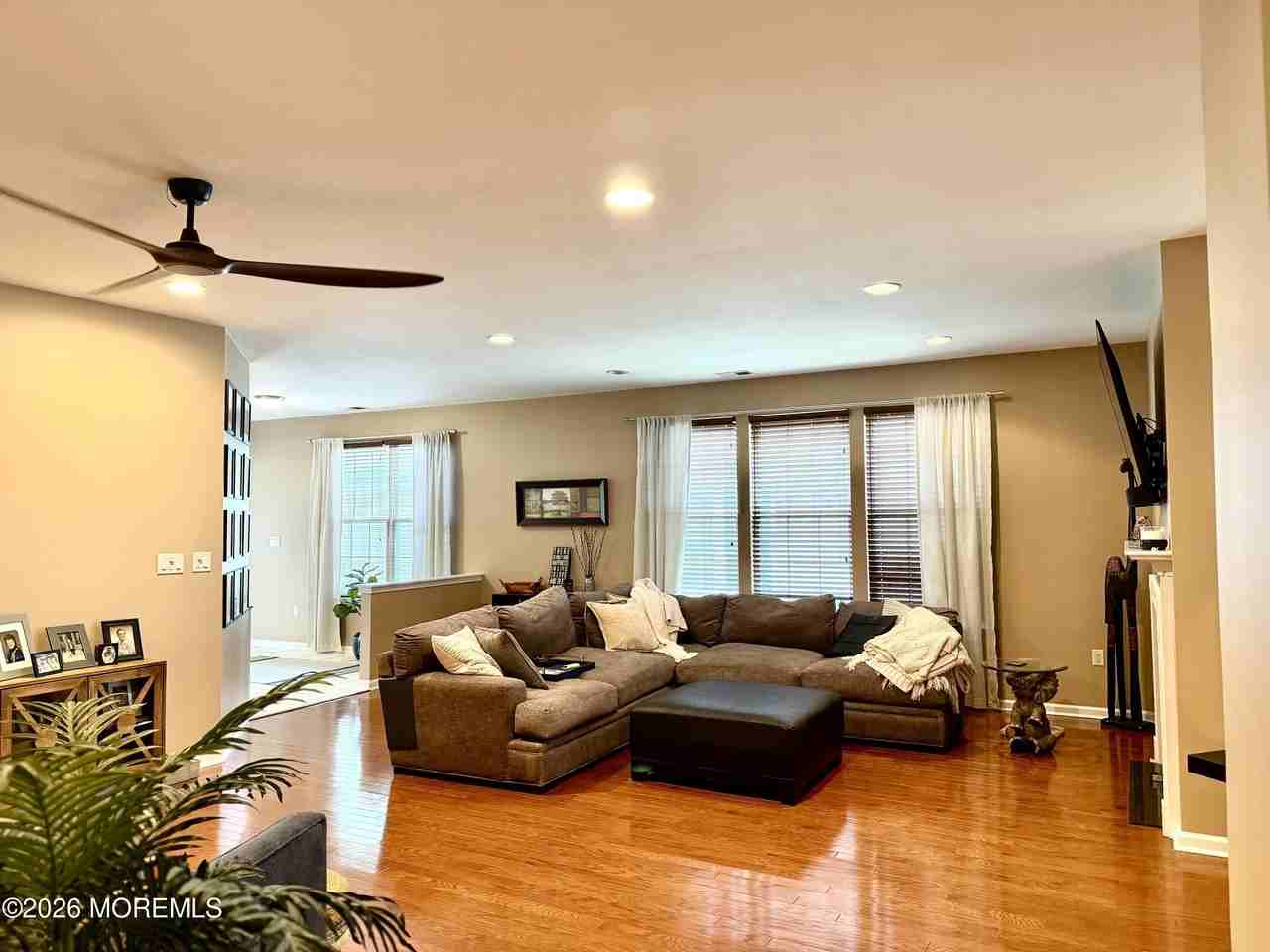9 Powderhorn Way - Photo 3 of 24