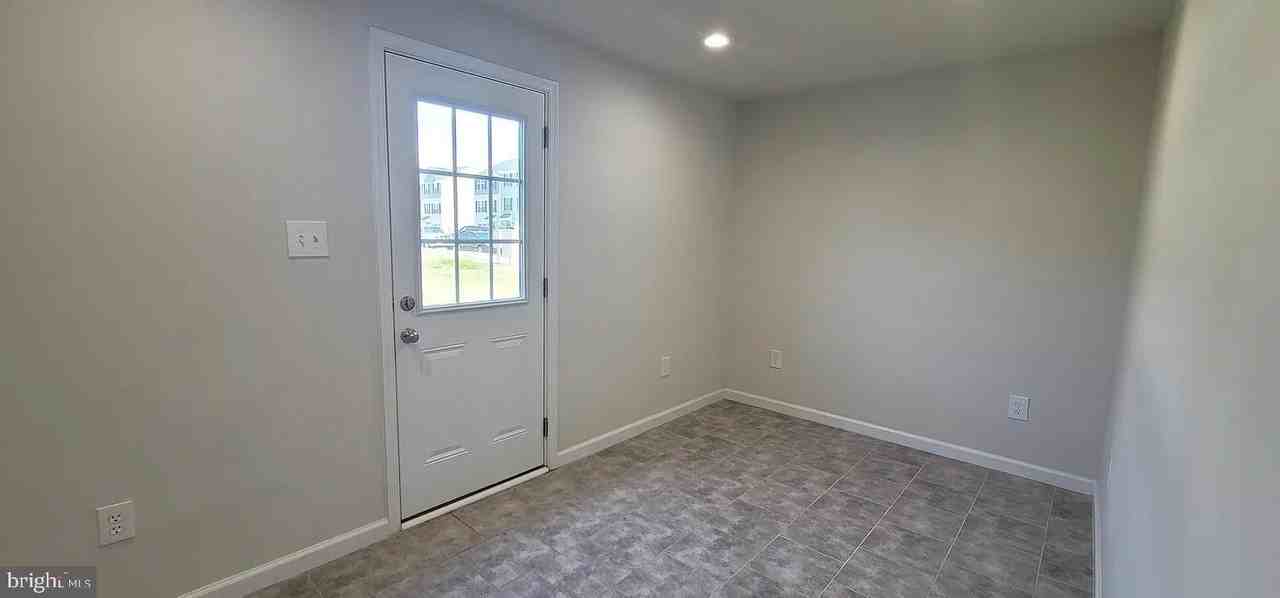 67 Wiggles Ct - Photo 3 of 11