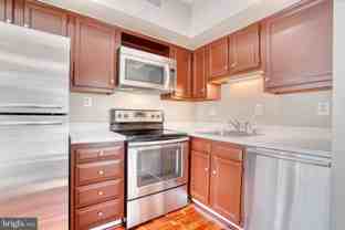 1209 N Pitt St - Photo 1 of 1