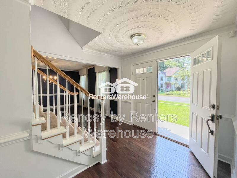 1006 Fairway Dr - Photo 7 of 45