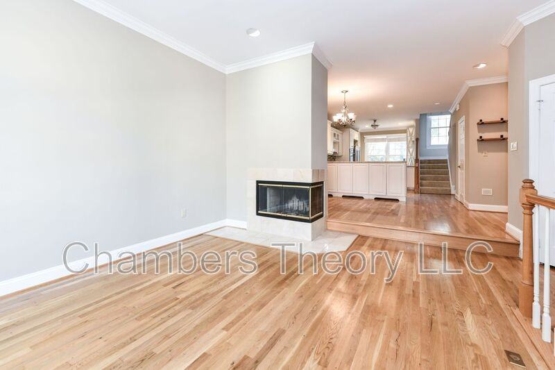 1530 N Colonial Ct - Photo 6 of 43