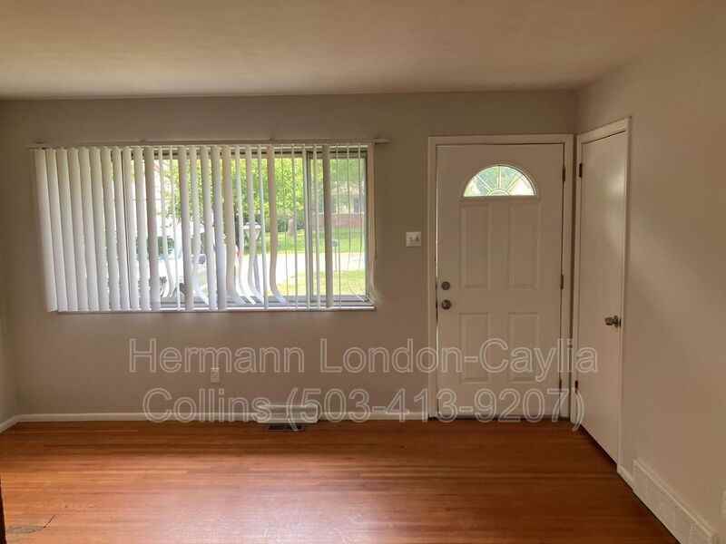 9609 Dromore Ct - Photo 2 of 22