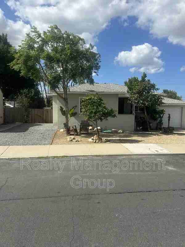 3134 55th St - Photo 2 of 16