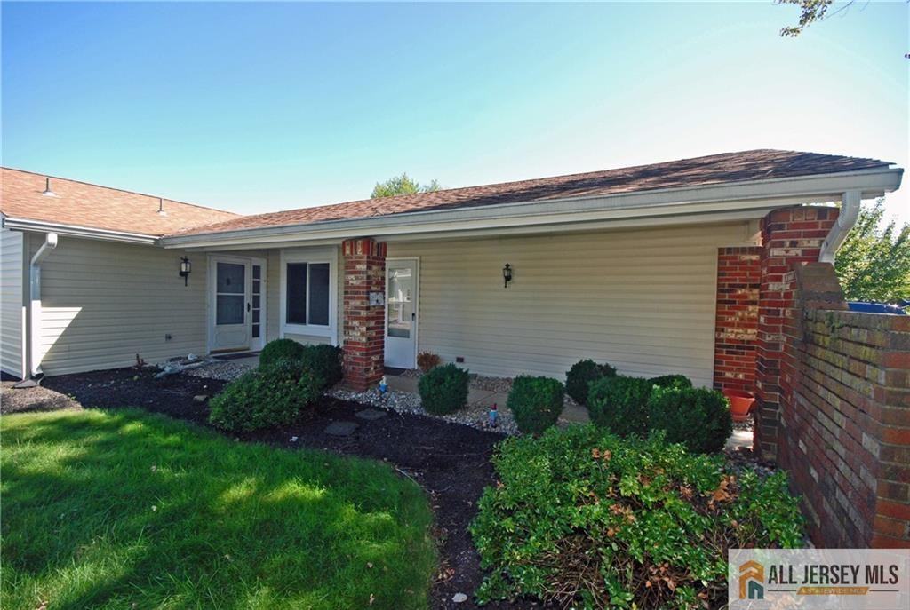 187 Newport Rd ##A - Photo 3 of 35