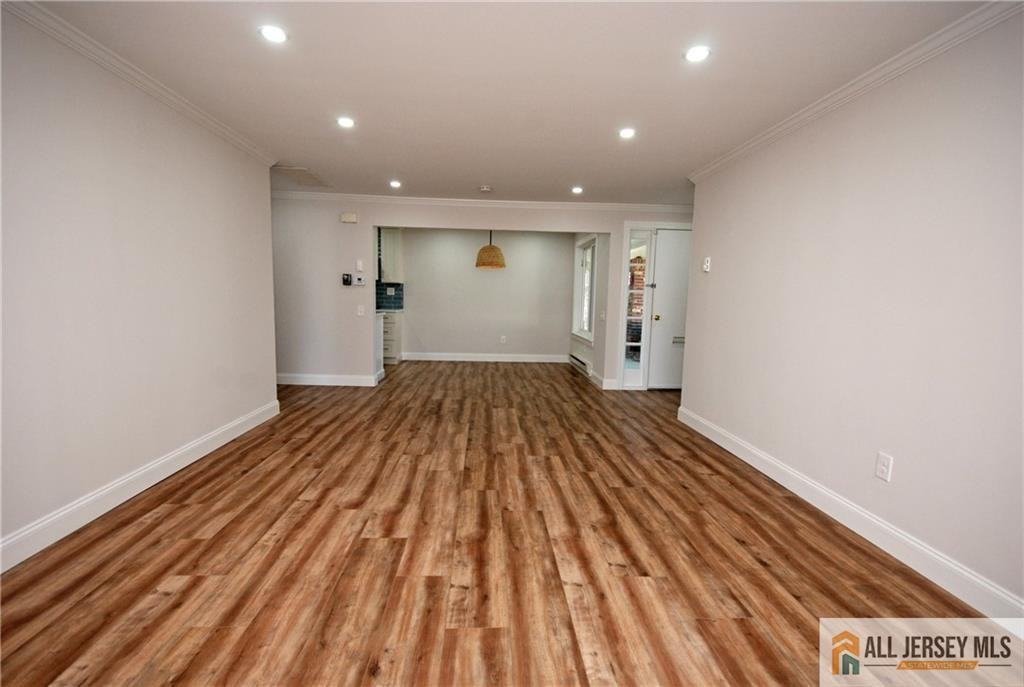187 Newport Rd ##A - Photo 6 of 35