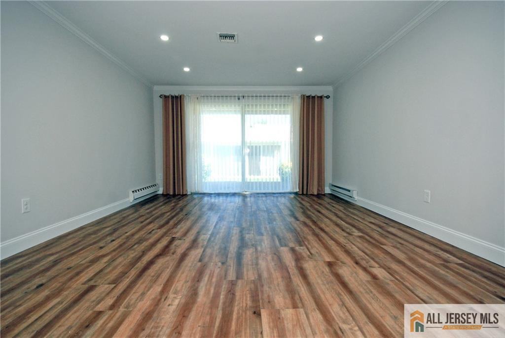 187 Newport Rd ##A - Photo 7 of 35