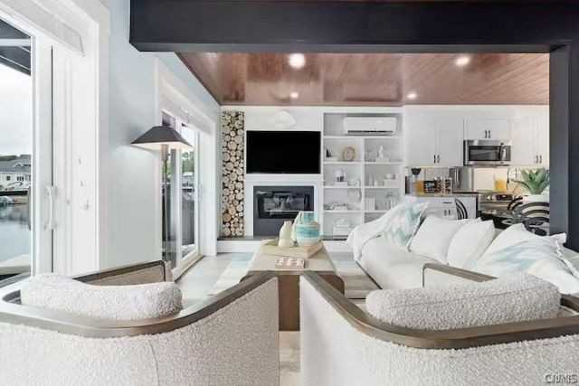 1004 Clifford Ave - Photo 4 of 36
