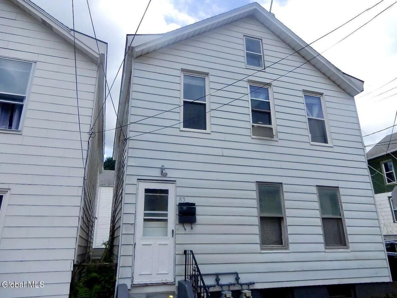 83 14th St