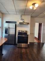 149 Vernon St Apt 2 - Photo 2 of 6