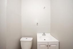 38 Everard St Unit U1 - Photo 2 of 7