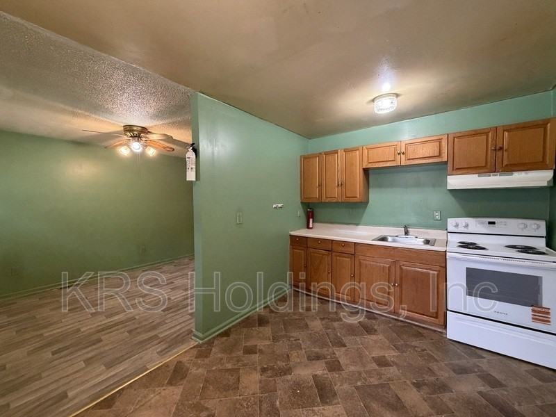 710 Birch Ave - Photo 2 of 8