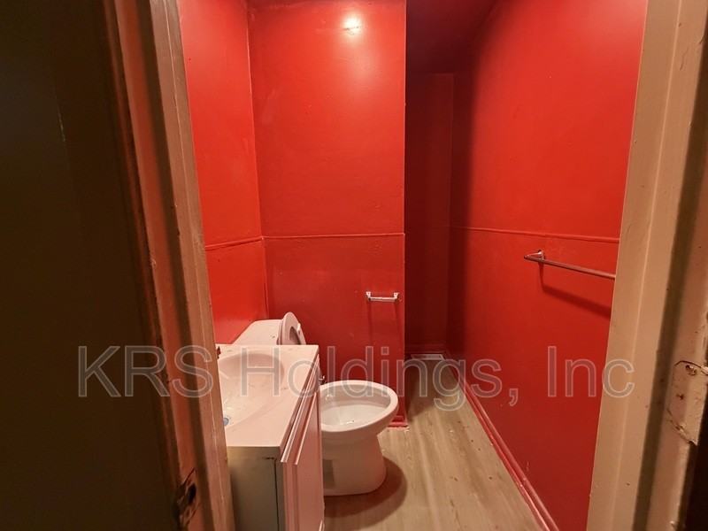 710 Birch Ave - Photo 4 of 8