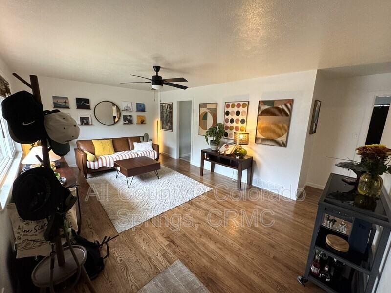 4113 Fitzpatrick Dr - Photo 2 of 31
