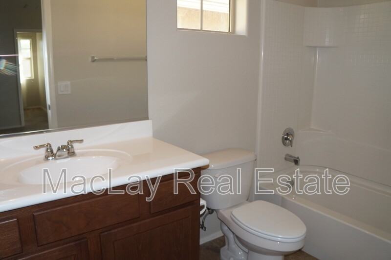 2564 E Vermont Dr - Photo 4 of 18