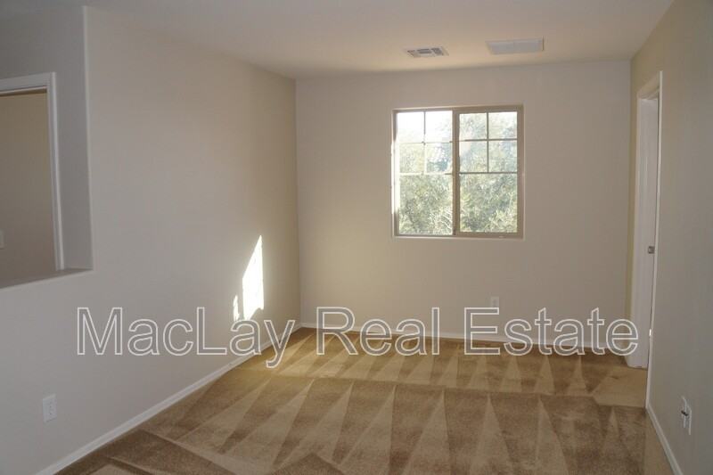 2564 E Vermont Dr - Photo 7 of 18