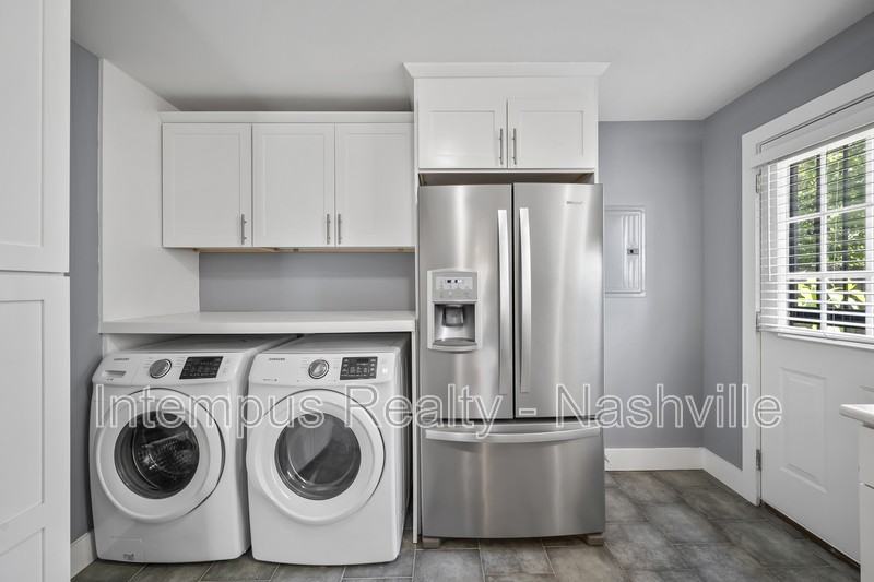 2341 Herman St #A - Photo 5 of 16