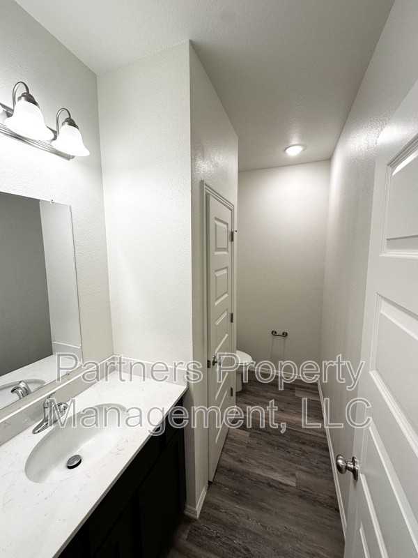 4257 W Santa Fe St - Photo 6 of 19