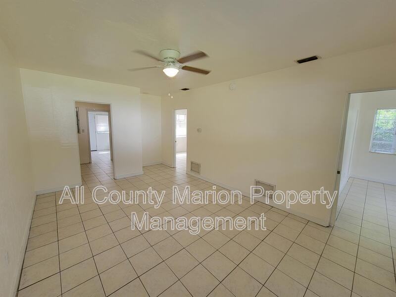 1024 Ne 2nd St - Photo 3 of 11