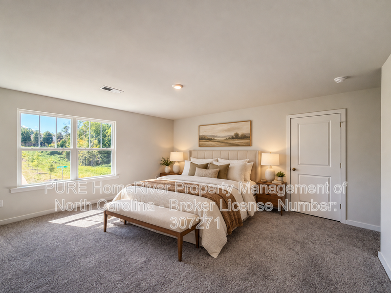 1406 Mammoth Rd - Photo 4 of 26