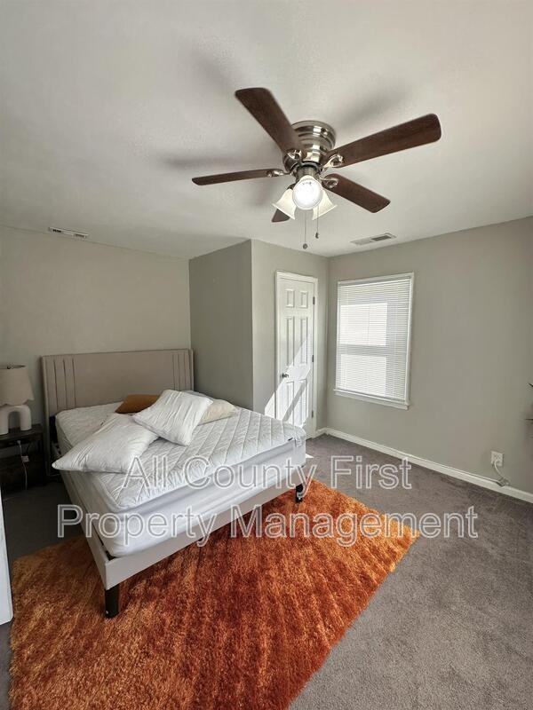 1384 Peachcrest Rd - Photo 7 of 16