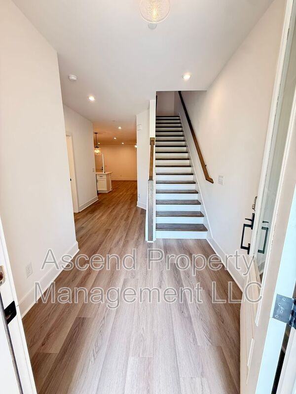 132 Leggo Ave - Photo 6 of 19