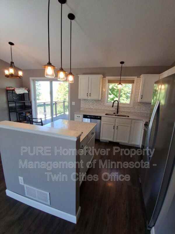 5911 Excalibur Ct Nw - Photo 2 of 11