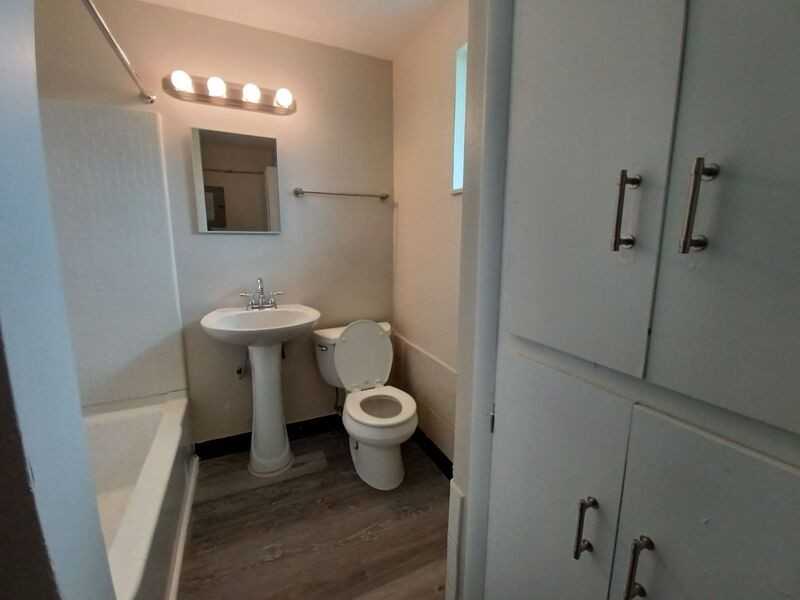 139 Stevens Ave - Photo 5 of 5