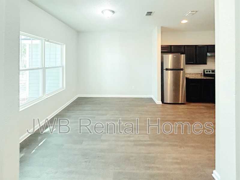 4016 Spring Glen Rd - Photo 7 of 36