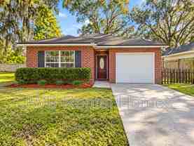 2833 Circle St E - Photo 1 of 1
