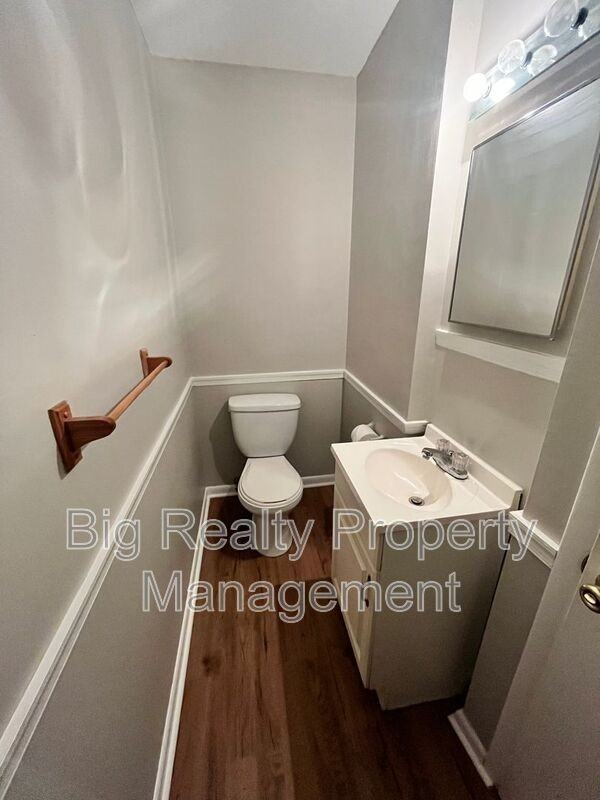 39 Salem Rd - Photo 5 of 9