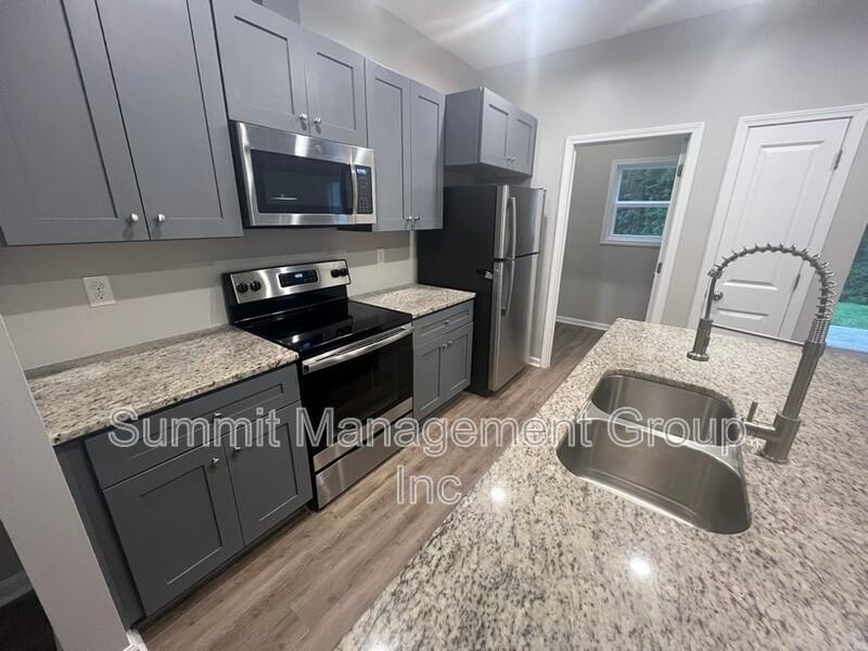 1563 Bostwick Hwy - Photo 6 of 33