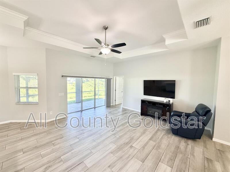 4443 Cinderella Cir - Photo 5 of 15