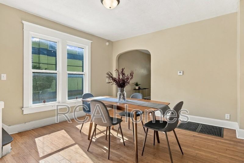 1555 Barth Ave - Photo 3 of 12